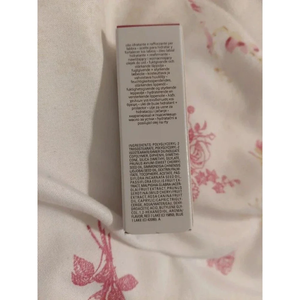 Fenty Treatz Hydrating + Strengthening Lip Oil